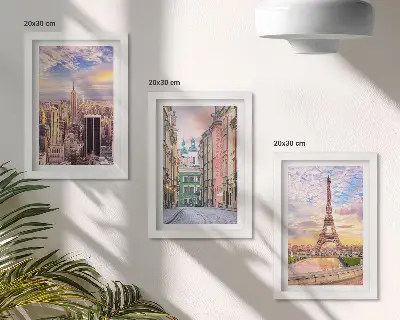 Bilderwand mit dem Blick auf die Städte New York, Paris und Warschau in der Abenddämmerung