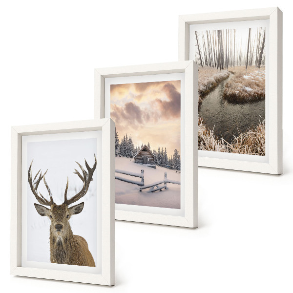 Bilderwand Winterlandschaft mit einer Hirschhütte und einem Bach