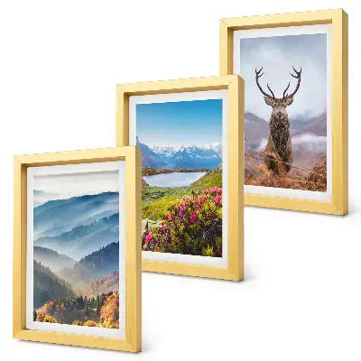 Fototapete Berglandschaft mit einem See und Hirschen in der Natur