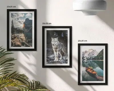 Fotowand mit Bergen, Seen und einem Wolf in natürlicher Umgebung