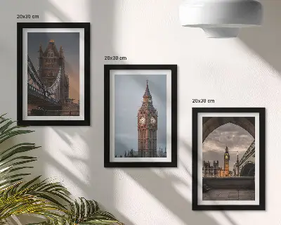 Bilderwand mit Ansichten von London, der Brücke und Big Ben
