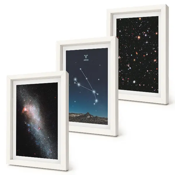 Fotowand kosmische Landschaften mit Galaxien und Sternbildern des Tierkreiszeichens Widder