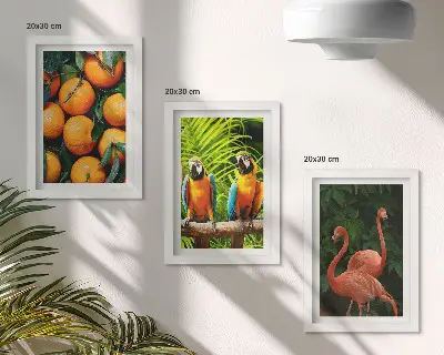 Bilderwand mit fruchtigen Akzenten, Papageien und Flamingos in den Tropen
