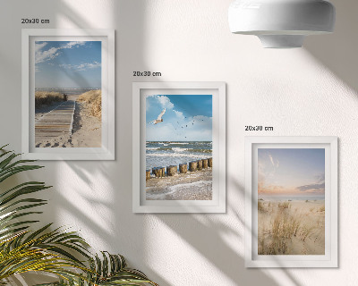 Bilderwand Strand mit Sand, Wellen, Himmel und Vögeln im Flug