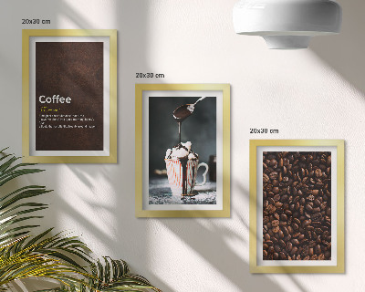 Bilderwand Definition eines Getränks aus Kaffeebohnen und Schlagsahne