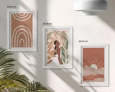 Fotowand mit abstrakten Formen und Illustrationen im Boho-Stil