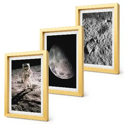 Bilderwand fotografischer Kunstdruck eines Astronauten mit Fußabdruck auf dem Mond
