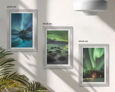 Bilderset mit Rahmen Winterlandschaften mit Nordlichtern über den Bergen