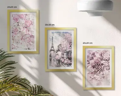 Bilderwand mit romantischer Landschaft in zarten Rosatönen