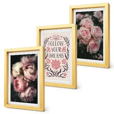 Bilderwand mit Vintage-Rosen und Traum-Inschrift