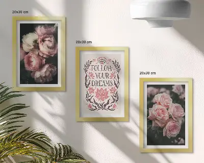 Bilderwand mit Vintage-Rosen und Traum-Inschrift