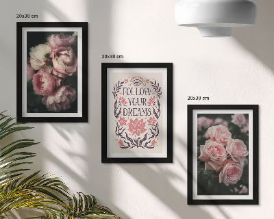 Bilderwand Vintage-Rosen mit der Inschrift über Träume