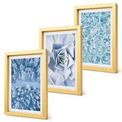 Bilderwand Winterwald mit blauen Blumen und Wasseroberfläche