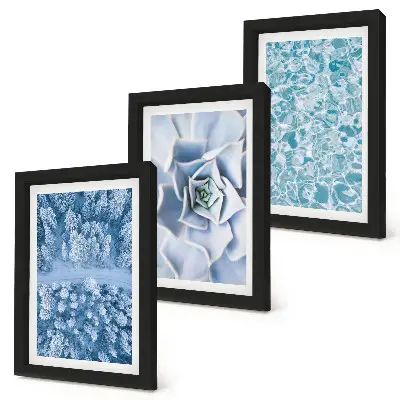 Bilderwand Winterwald mit blauen Blumen und Wasseroberfläche