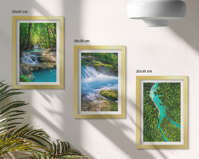 Fotowand Grüne Wälder und kristallklare Flusswasser