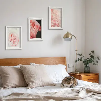 Bilderwand in Pastellrosa und mit Flamingo in zarten Farbtönen