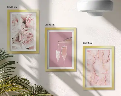 Bilderset mit Rahmen champagnerfarbene Rosen auf pastellfarbenem Marmorhintergrund