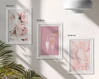 Bilderset mit Rahmen champagnerfarbene Rosen auf pastellfarbenem Marmorhintergrund