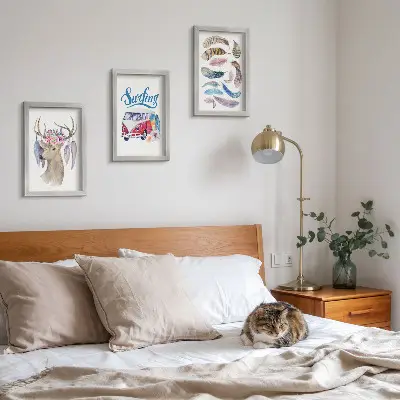 Bilderset mit Rahmen Hirsch mit Geweih und Blumen sowie Federn als Motiv für den Lieferwagen