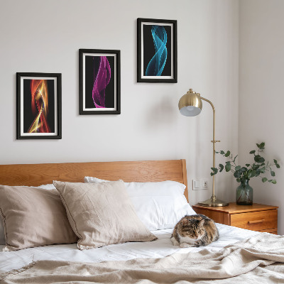 Bilderset mit rahmen Wellen aus bunten Neonlinien auf dunklem Hintergrund