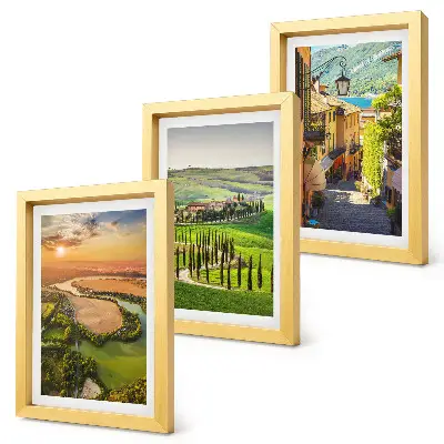 Fototapete italienische Landschaft mit Fluss, Hügeln und einer Stadtgasse