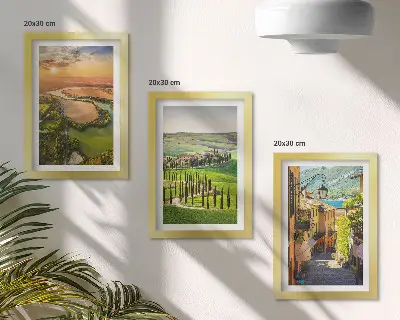 Fototapete italienische Landschaft mit Fluss, Hügeln und einer Stadtgasse