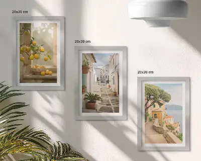 Bilderwand mit Blick aus dem Fenster auf Zitrusbäume und Architektur am Meer