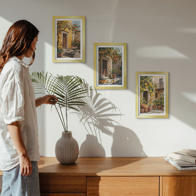 Bilderwand Zitrusfrüchte in einem sonnigen Innenhof mit Pflanzen