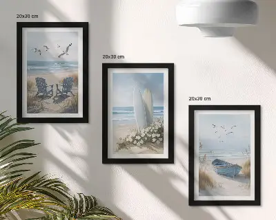 Bilderwand mit Strandmotiv, Surfbrettern, Booten und Vögeln