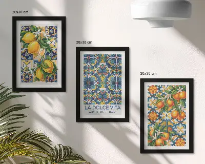 Bilderwand mit Zitronen- und Orangenblüten in farbenfrohen Mustern