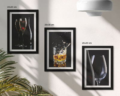 Fotowand Weingläser und Whiskygläser auf schwarzem Hintergrund