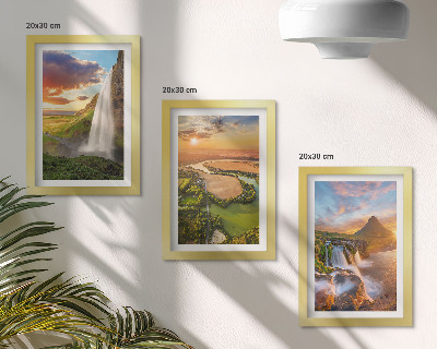 Bilderset mit rahmen Wasserfälle, Berglandschaften und Flüsse bei Sonnenuntergang