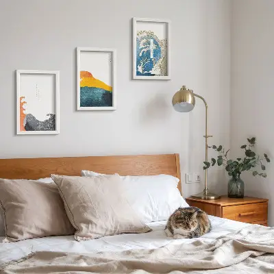 Bilderwand mit Wellen im japanischen Grafikstil