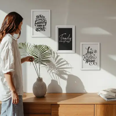 Bilderset mit Rahmen mit inspirierenden Zitaten über Familie, Liebe, Wärme und Zuhause