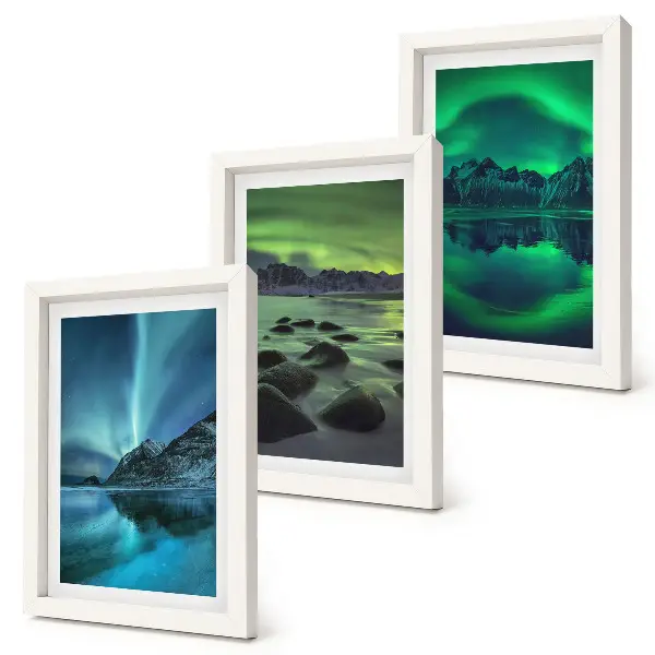 Bilderwand mit Winterlandschaft, Nordlichtern und Bergen