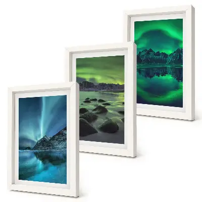 Bilderwand mit Winterlandschaft, Nordlichtern und Bergen