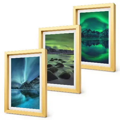 Bilderwand mit Winterlandschaft, Nordlichtern und Bergen