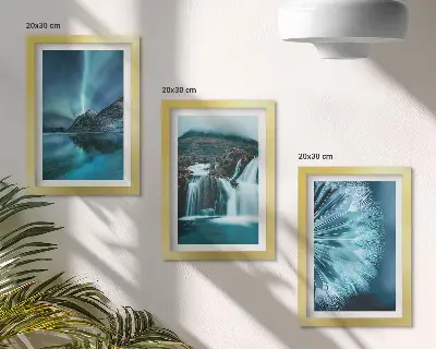 Bilderwand mit Winterlandschaften, Wasserfällen und Nordlichtern