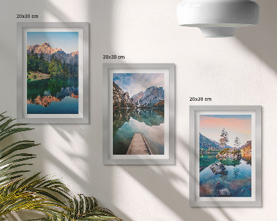 Bilderset mit rahmen Bergseen mit Spiegelungen im Wasser und Wald