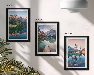 Bilderset mit rahmen Bergseen mit Spiegelungen im Wasser und Wald