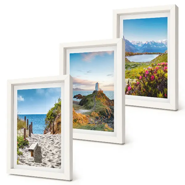 Bilderwand mit Motiv von Leuchtturm, Strand, Bergen und Blumen