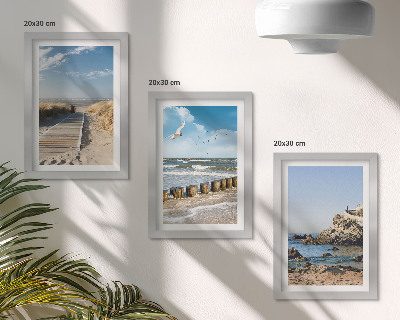 Bilderset mit rahmen Strand mit Holzsteg, Meer und Küstenklippen