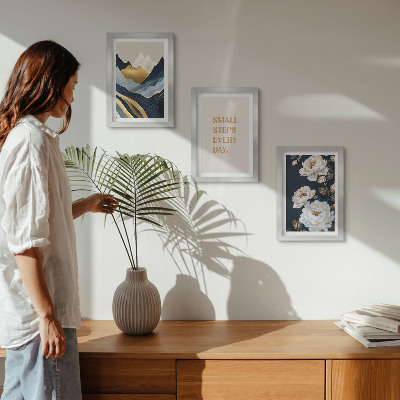 Bilderwand Abstrakte Berge, Blumen und inspirierende Schriftzüge