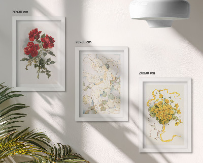 Bilderwand Rote Rosen, weiße Figur, gelbe Blumen in einer Vase