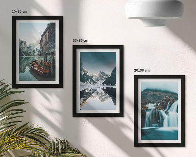 Fotowand Berglandschaften mit einem Wasserfall und einem See