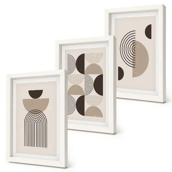Bilderwand mit abstrakten geometrischen Mustern im minimalistischen Design