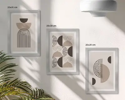Bilderwand mit abstrakten geometrischen Mustern im minimalistischen Design