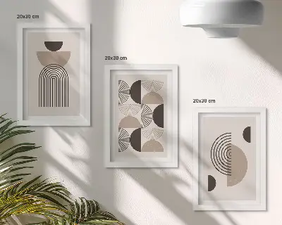 Bilderwand mit abstrakten geometrischen Mustern im minimalistischen Design