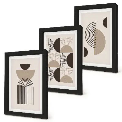 Bilderwand mit abstrakten geometrischen Mustern im minimalistischen Design