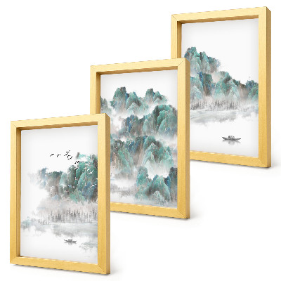 Bilderset mit rahmen Berge in den Wolken mit Vögeln und einem Boot auf dem Wasser (japandi)